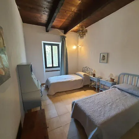 Tenuta Fontana Di Pietra *